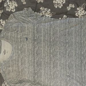 Guys Hollister tshirt